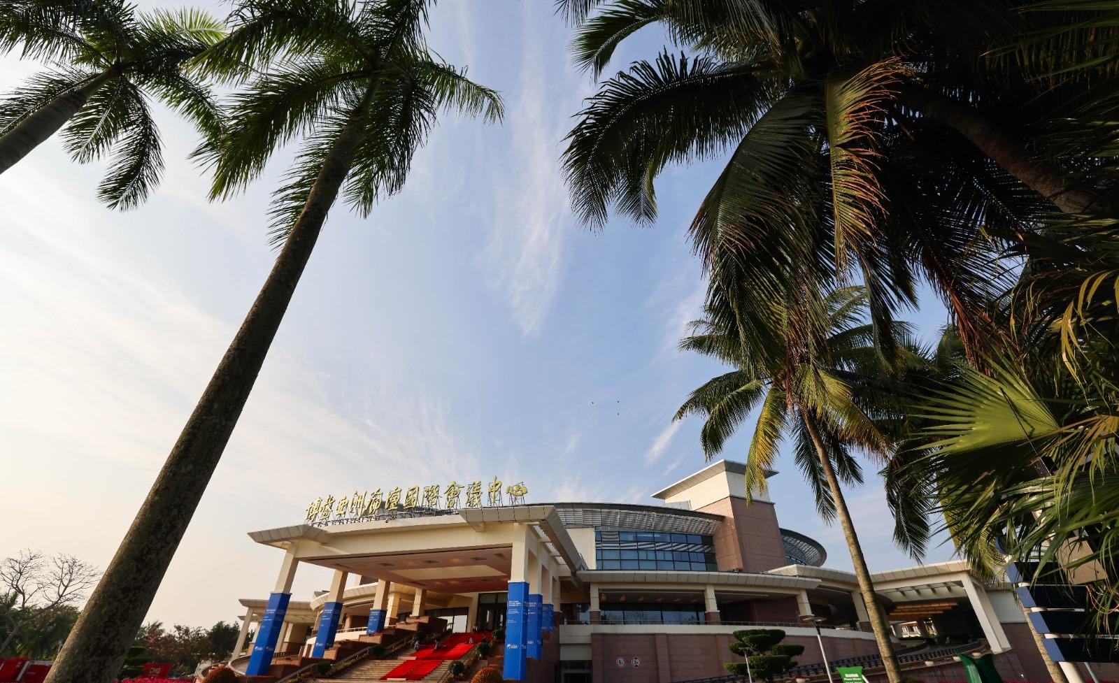 博鰲亞洲論壇年會,星期二起在海南博鰲展開。今年的大會主題是「亞洲與世界」。(新華社)