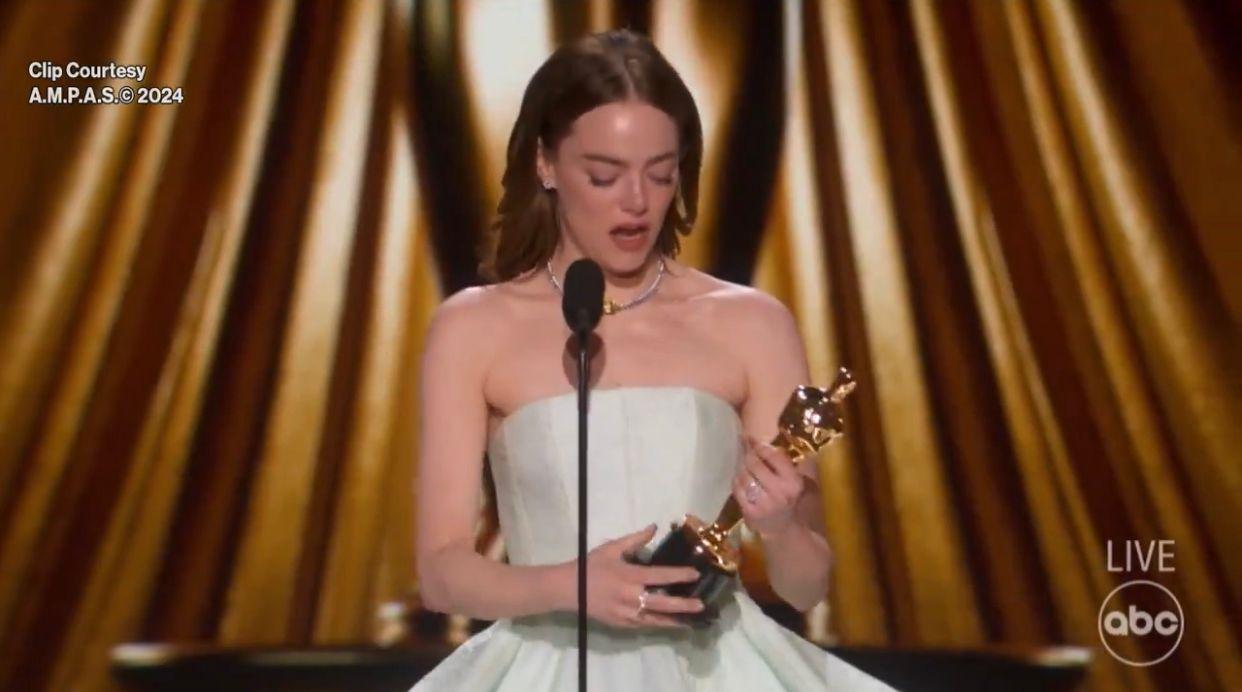 愛瑪史東大熱再奪奧斯卡最佳女主角。