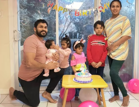 死者包括一名35歲女子和她4名年齡介乎7歲、4歲、2歲、2個月大的子女,以及一名40歲男子,他是這個家庭的朋友,女死者的40歲丈夫受傷正留醫,傷勢嚴重但無生命危險。(網上圖片)