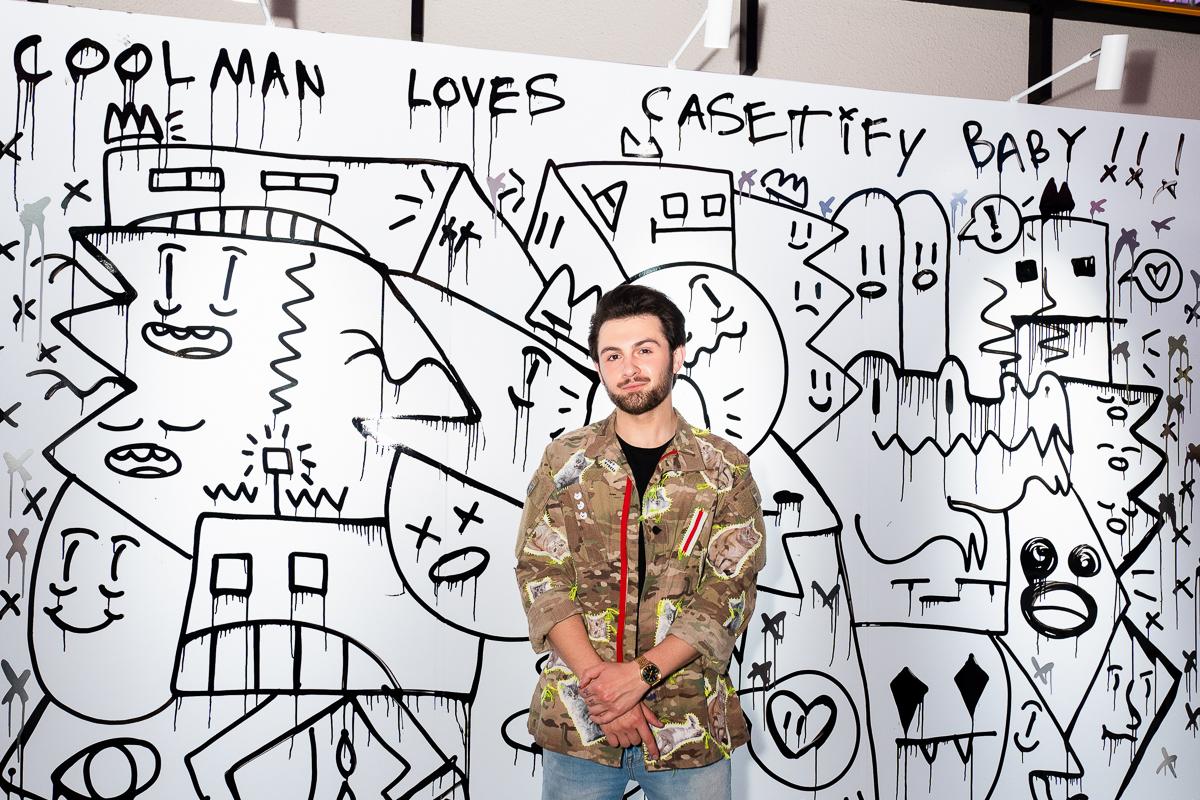 Coolman現身香港發布會,介紹自己的創作理念。