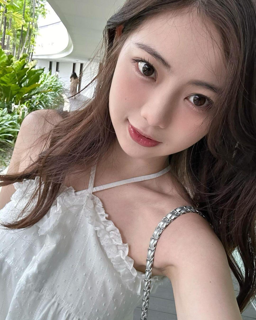 區明妙妙妙/ miu miu(區明妙IG)