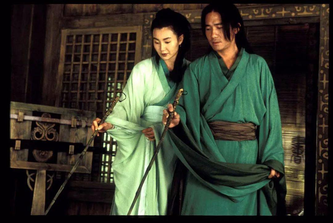 張藝謀執導的《英雄》。