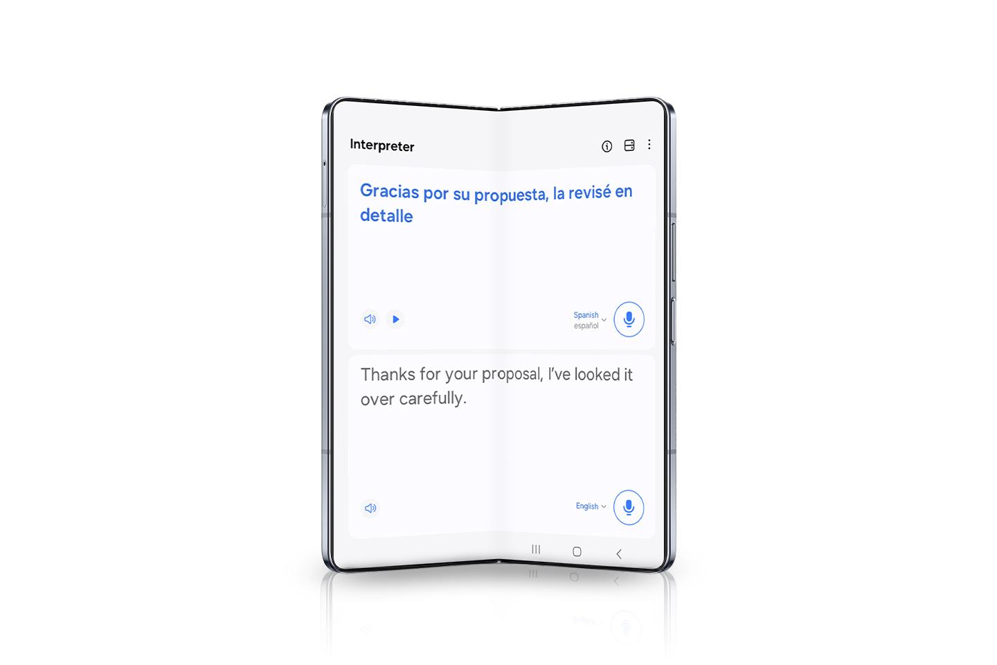 Galaxy AI即時翻譯功能可透過裝置的分屏顯示,查看即時翻譯的文字對話內容。
