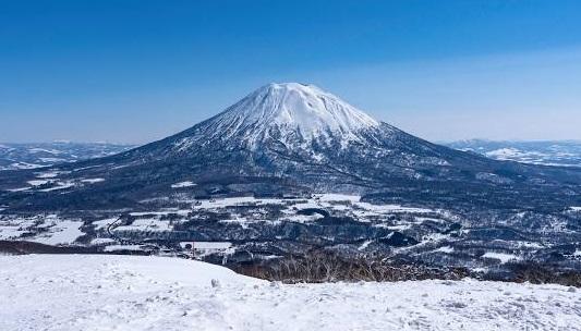 北海道新雪谷町雪山。(互聯網)