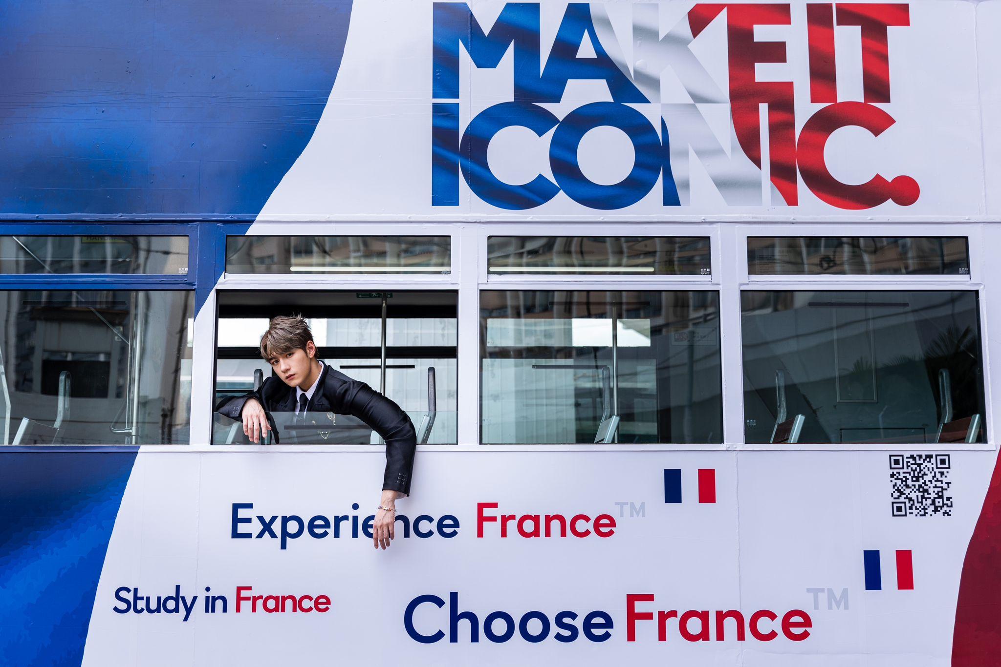 魏浚笙Jeffrey登上Make It Iconic, Choose France電車。