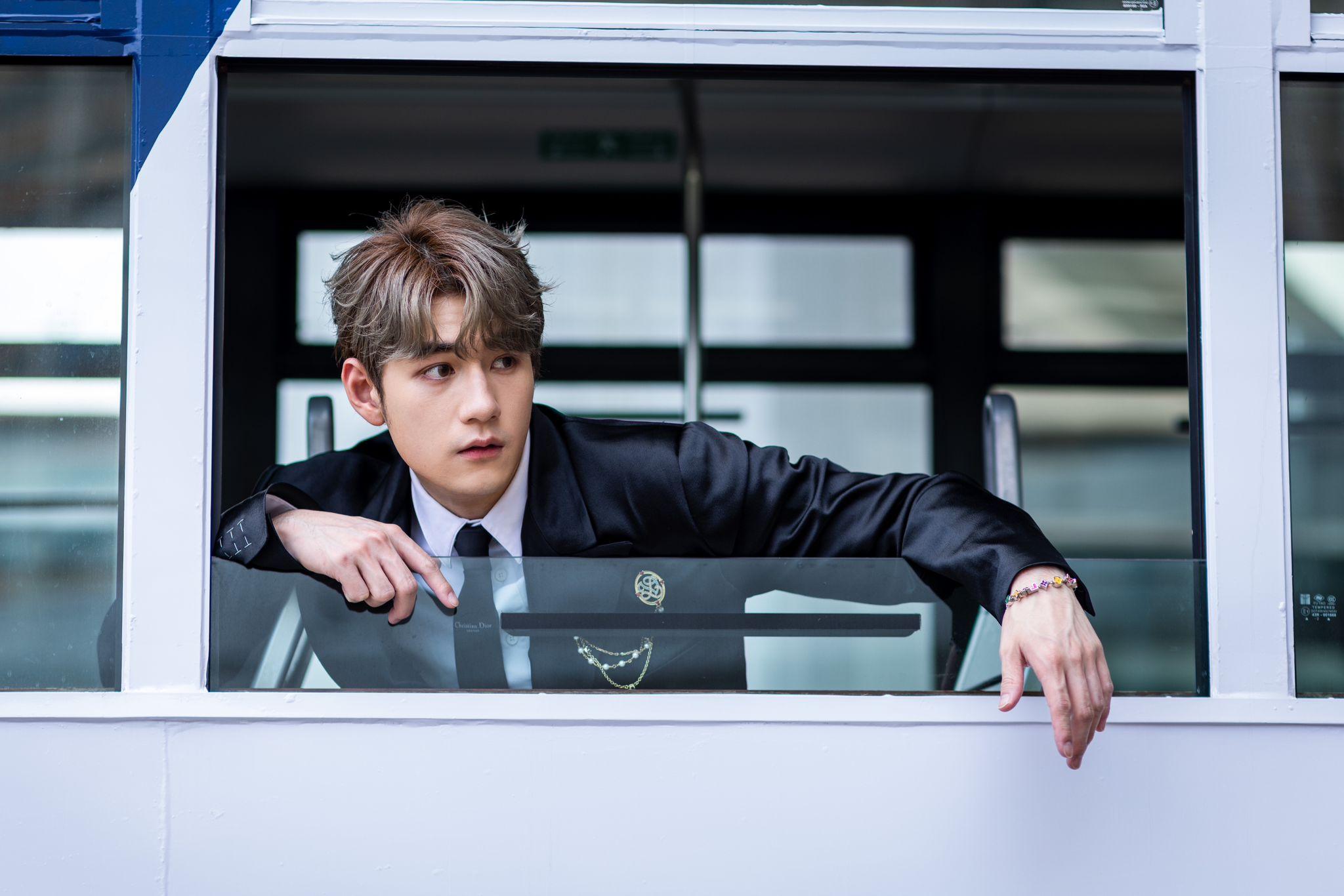 魏浚笙Jeffrey登上Make It Iconic, Choose France電車。