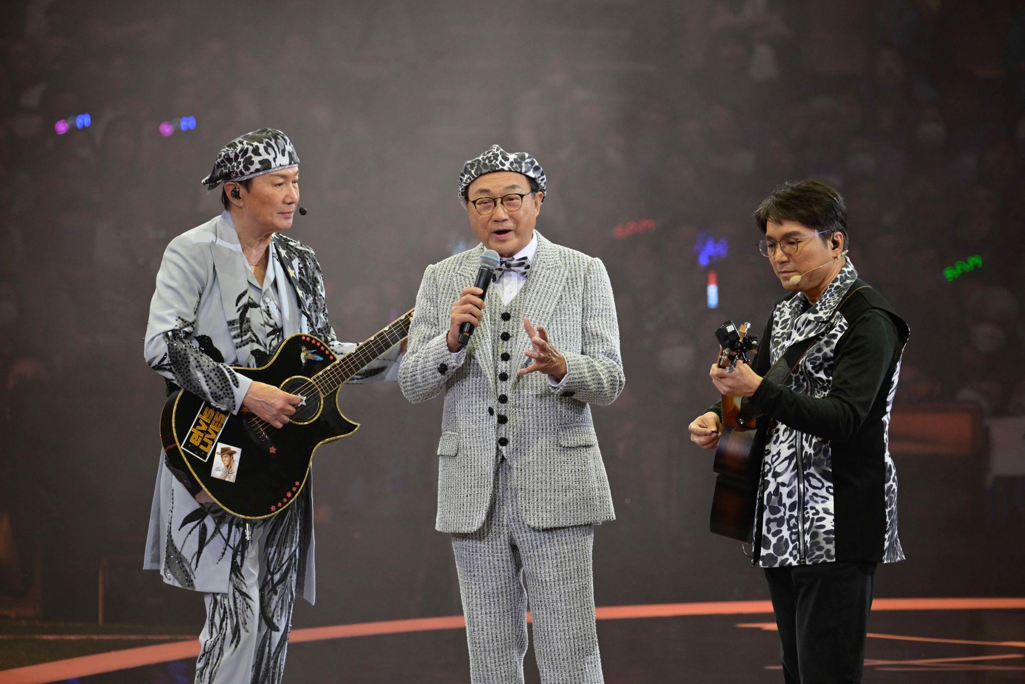 許冠文登場重温《雙星報喜》。