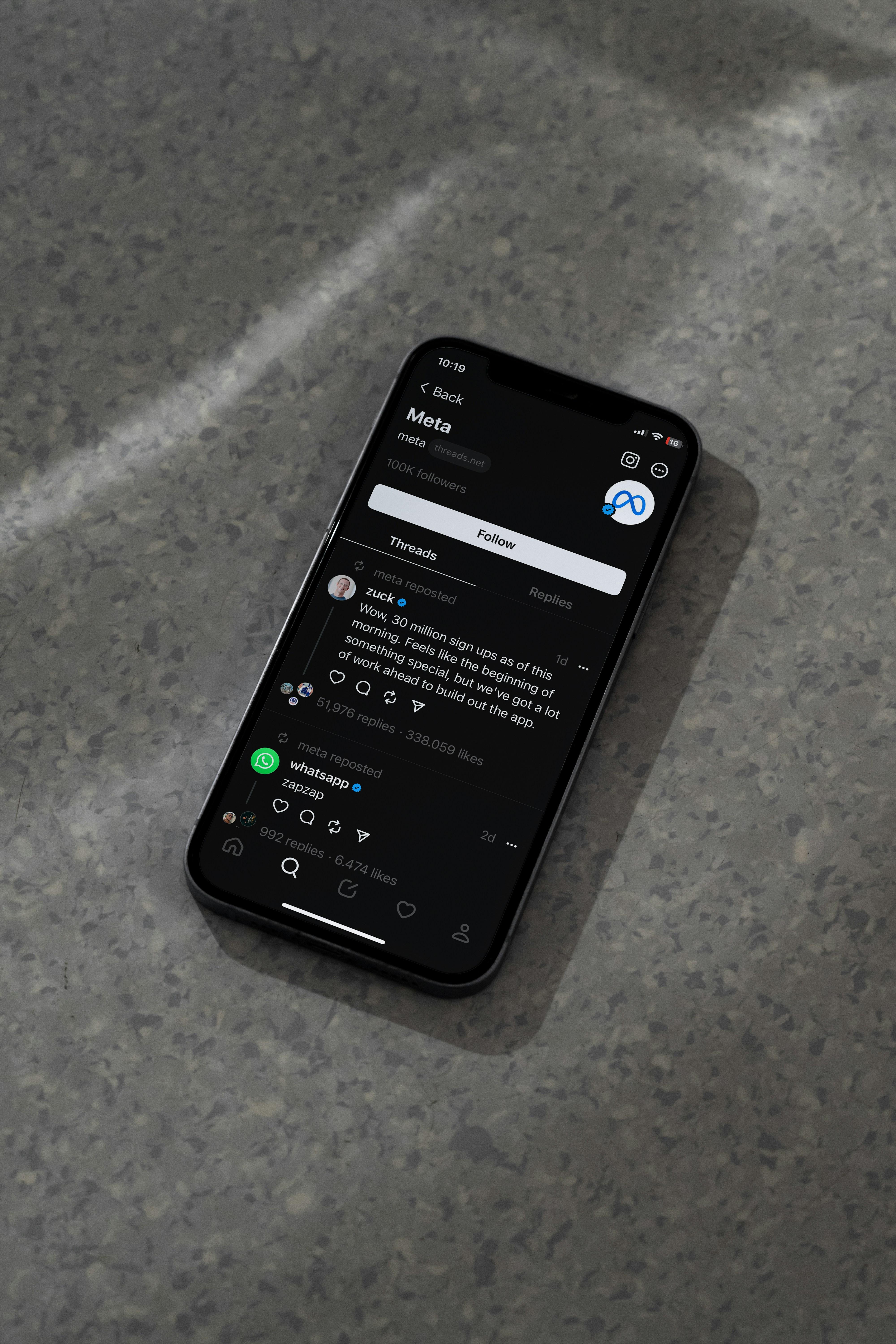 Threads新功能|Threads玩法跟X相似,有點像文字版的Instagram。