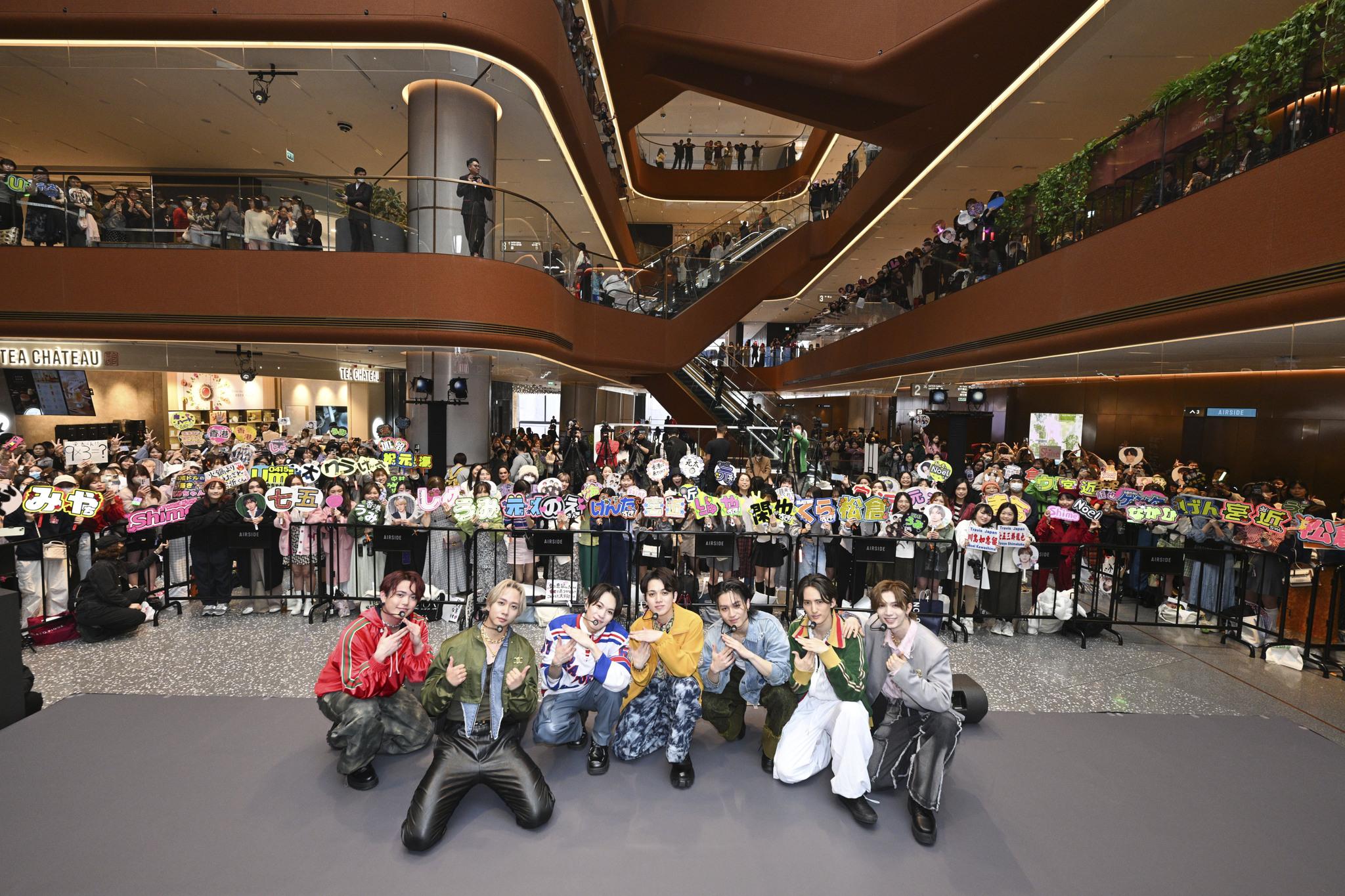 Travis Japan來港在啟德AIRSIDE商場舉行粉絲見面會。