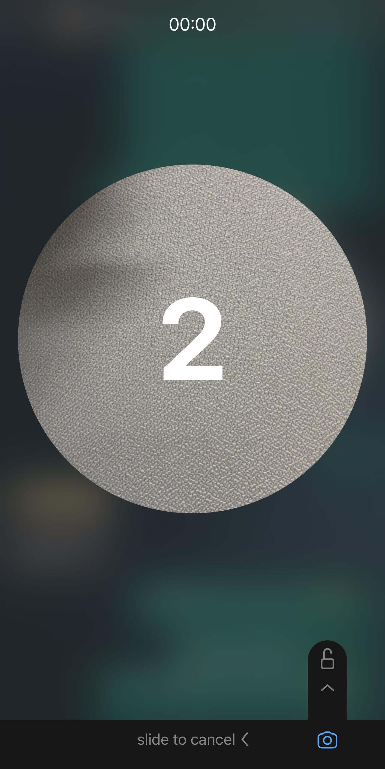 WhatsApp新功能|長按相機鍵即會有3秒倒數進行錄影。