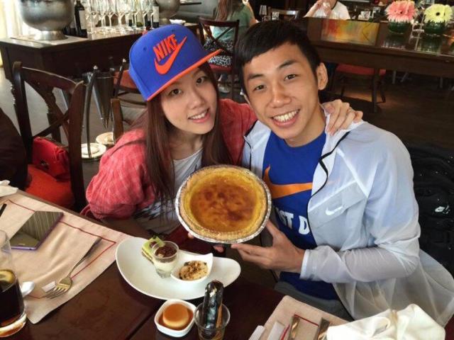 曹星如與拍拖多年的女友阿嵐於15年結婚,非常低調。