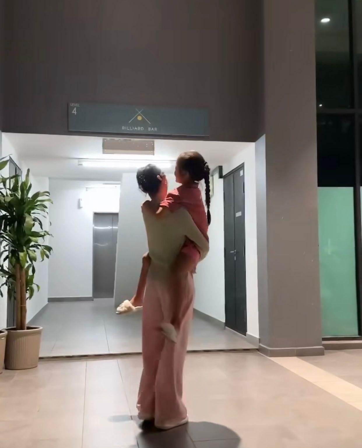 林明禎馬來西亞大宅佔地寬敞。