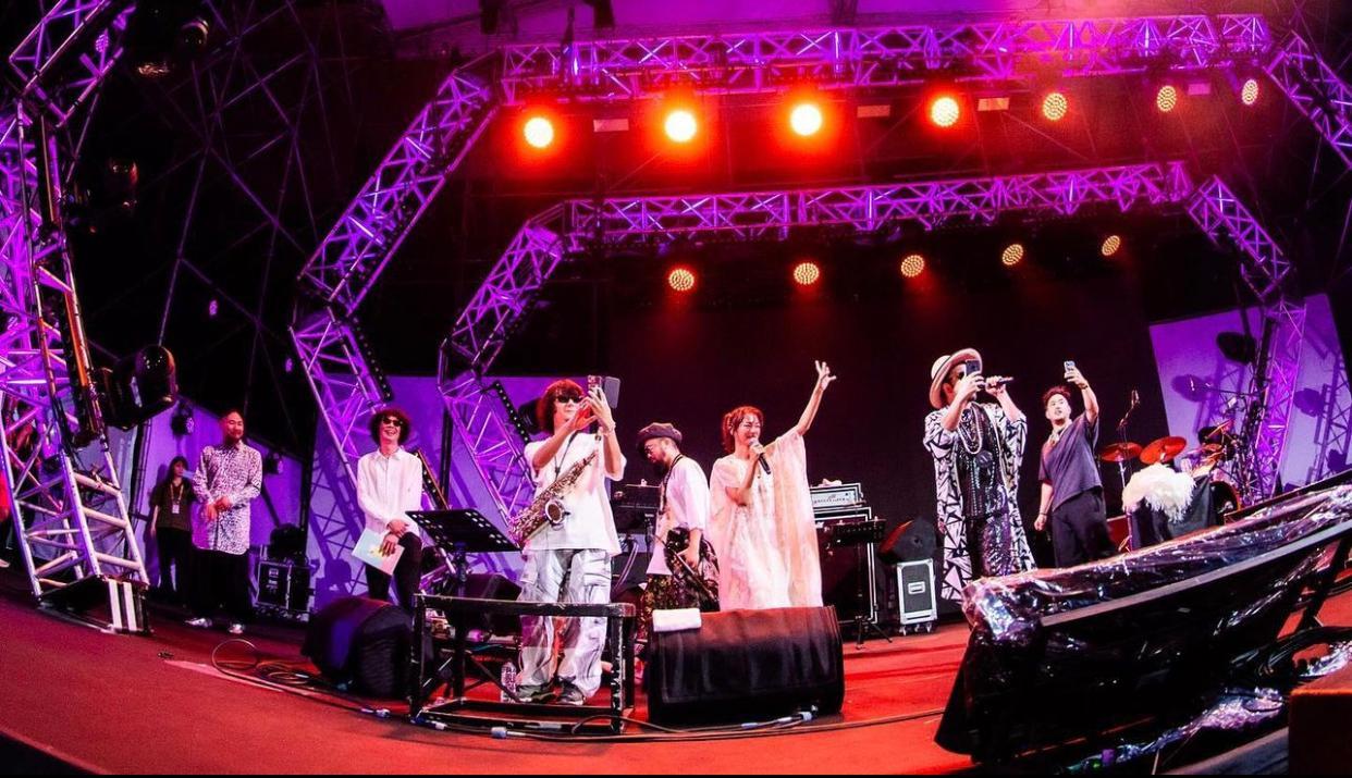 滿島光在「大港開唱」選唱王菲的經典廣東歌。