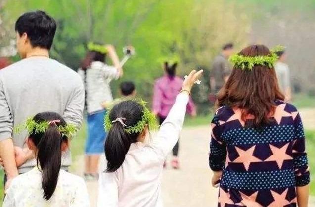 清明節時,廣東人會在頭上「戴柳」,就是把末草、榕樹葉等戴在頭上,期望能驅除邪氣,身體健康有好運。 (網上圖片 )