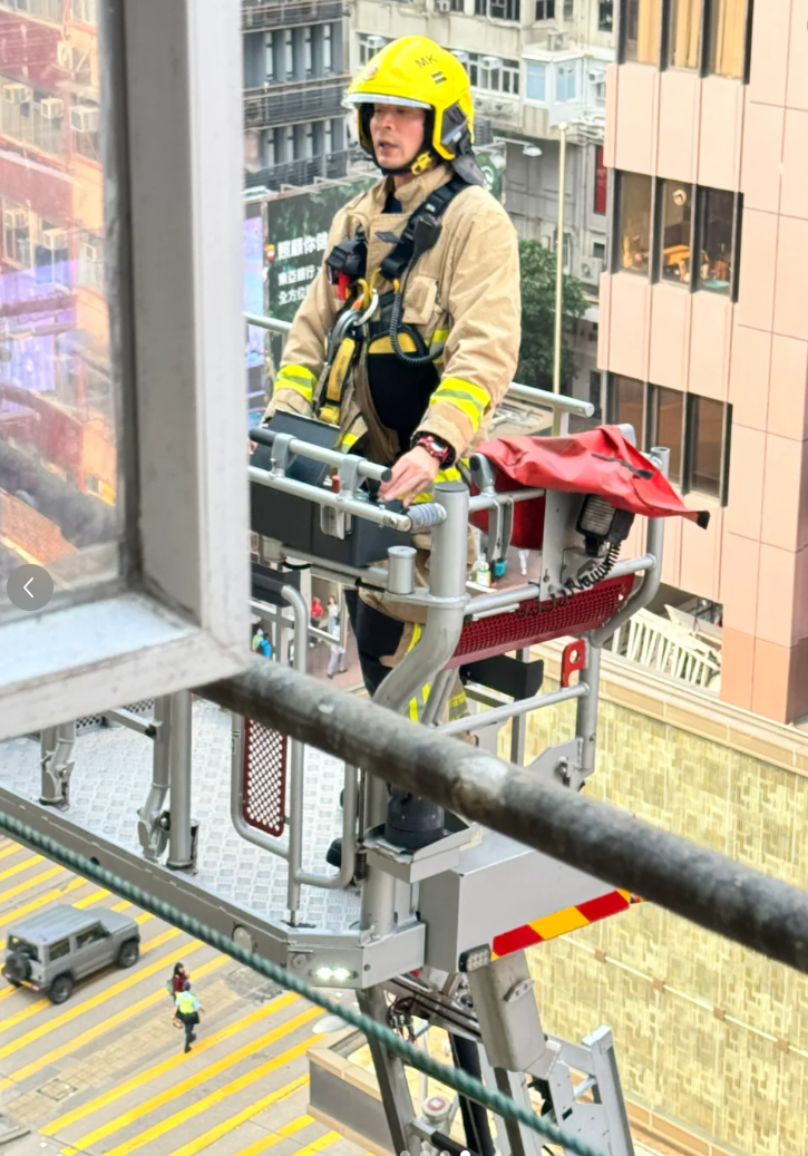 華豐大廈多名大廈住戶事後於社交平台公開火警現場。(網上圖片)