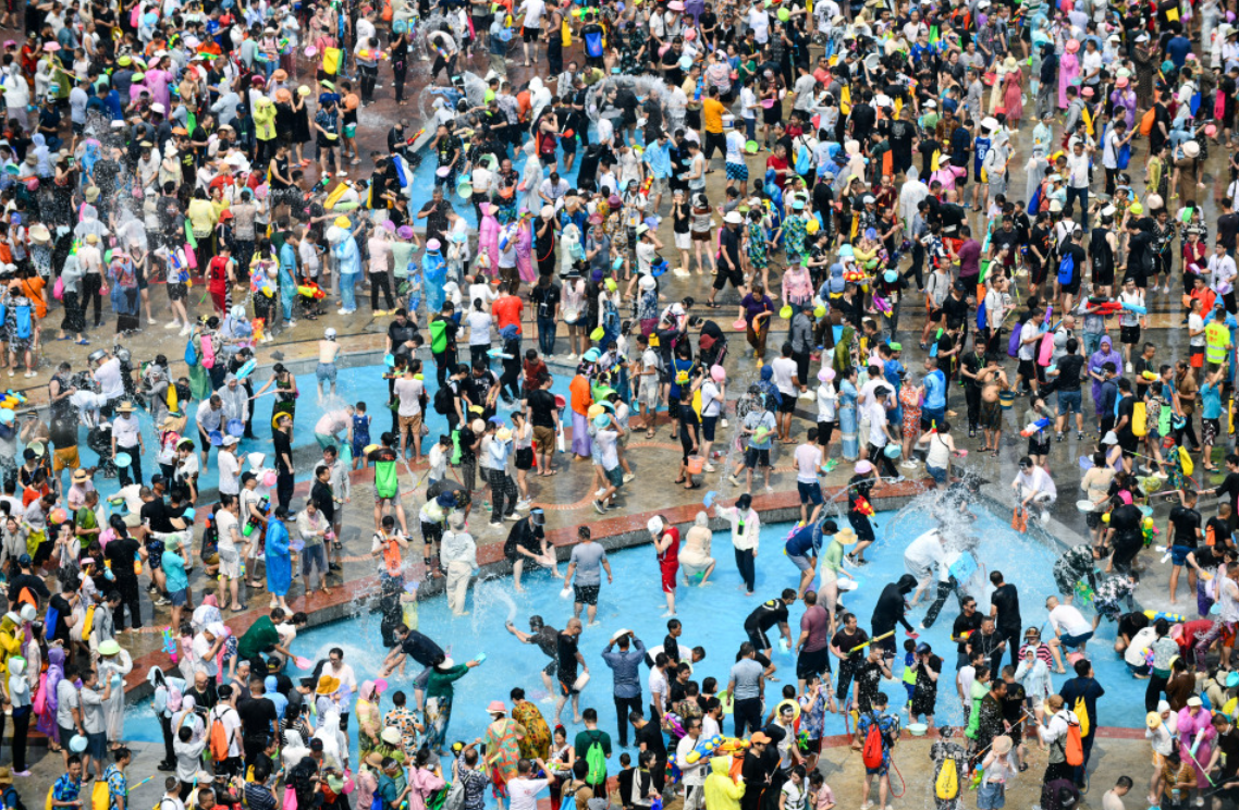 雲南潑水節(新華社)