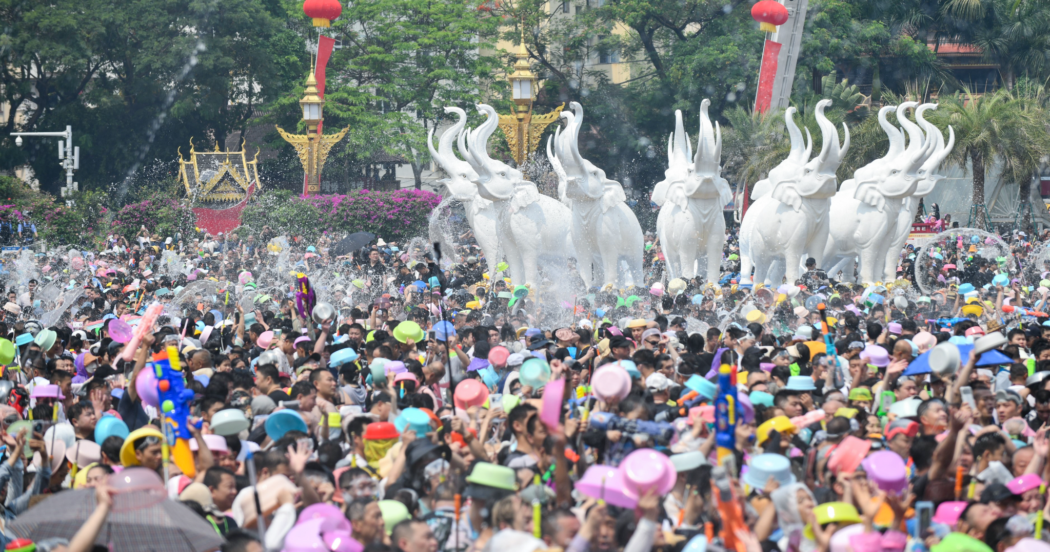 雲南潑水節(新華社)