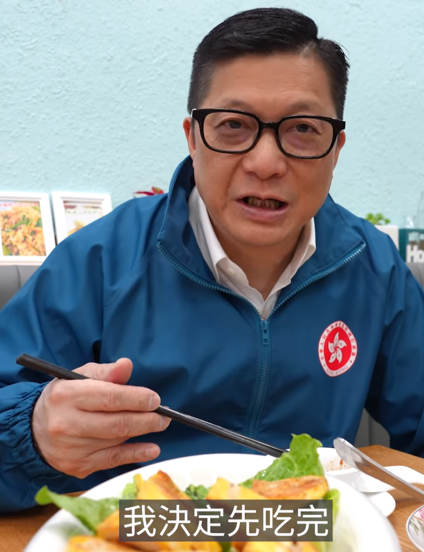 保安局局長鄧炳強在社交平台介紹另一間位於沙頭角的地道客家菜餐廳。(鄧炳強FB)