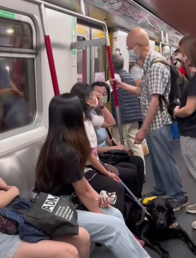 老伯之後未有再出聲,再至影片結束。雙方舌戰期間,聽到有乘客說:「好得人驚!」