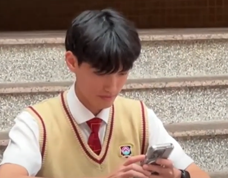 台灣花蓮地震|「台灣地震速報」的App突然爆紅,程式開發者是17歲高中生林子祐。(影片截圖)