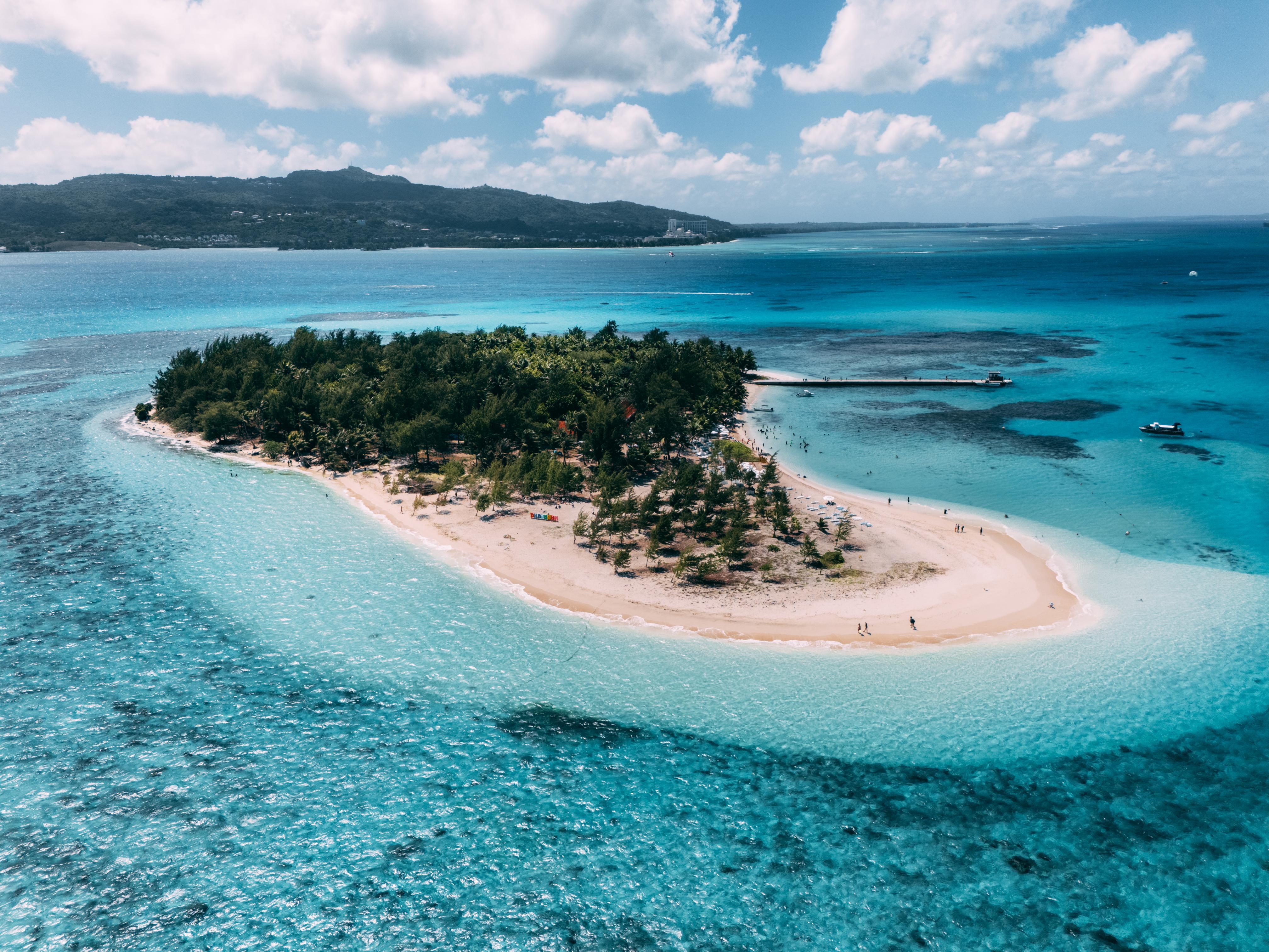 軍艦島(情人島)