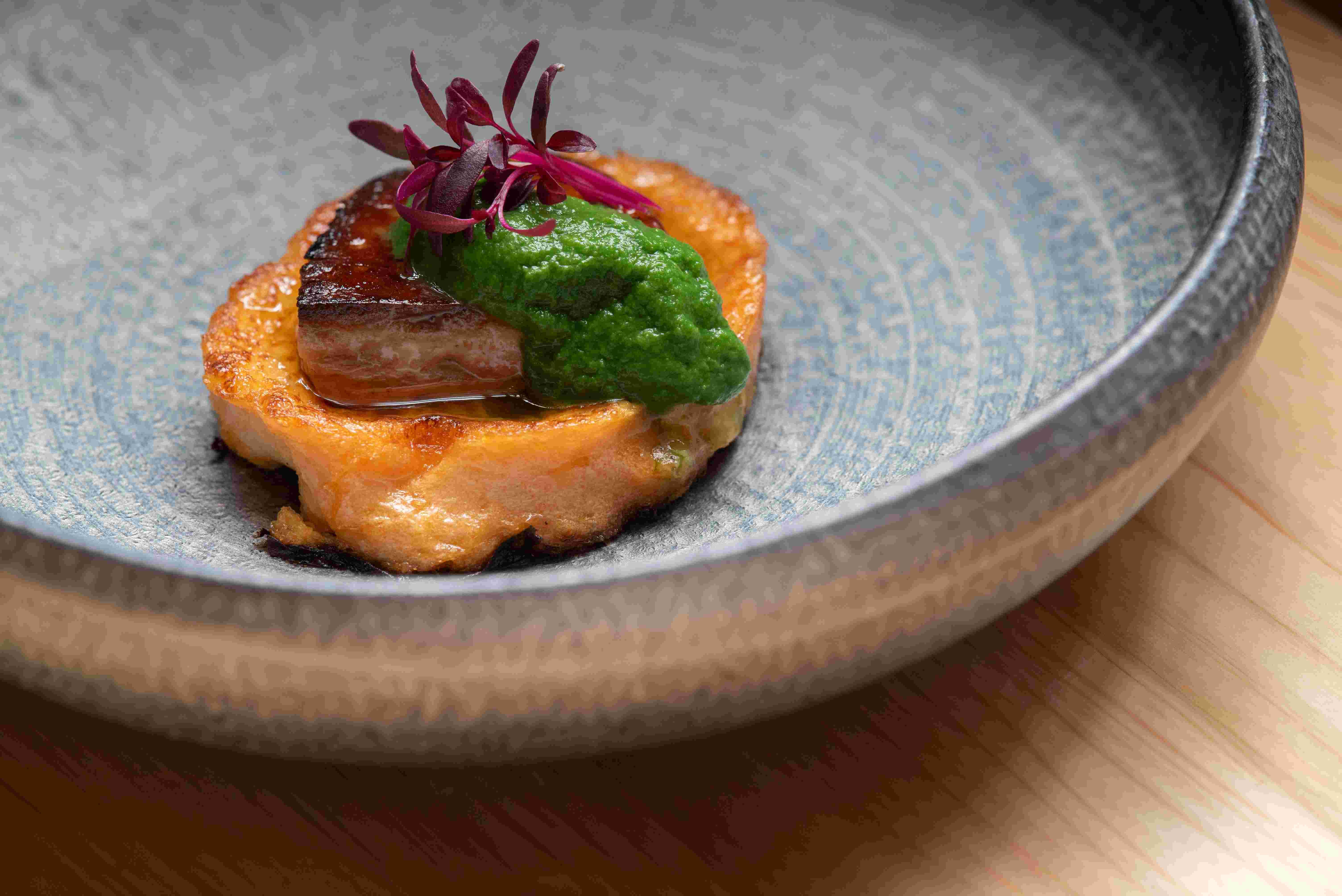 鵝肝配豆乳及蛋漿浸多士