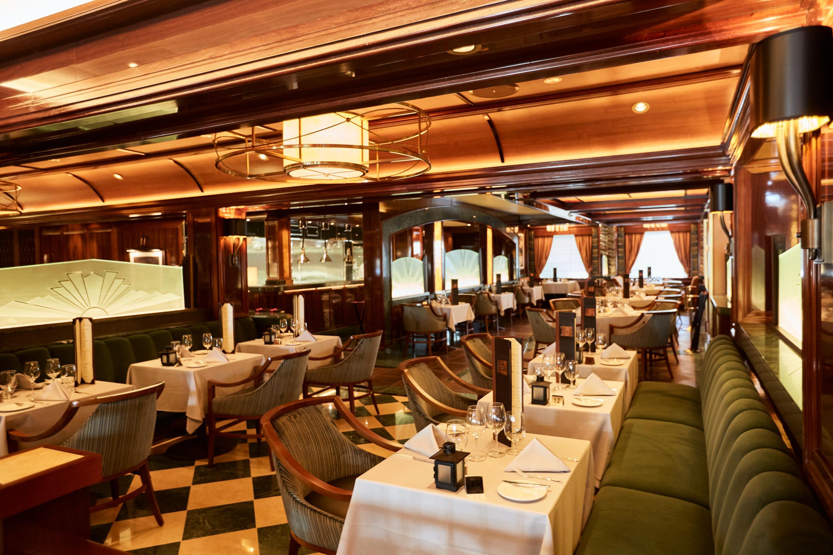 皇冠海鮮牛排餐廳