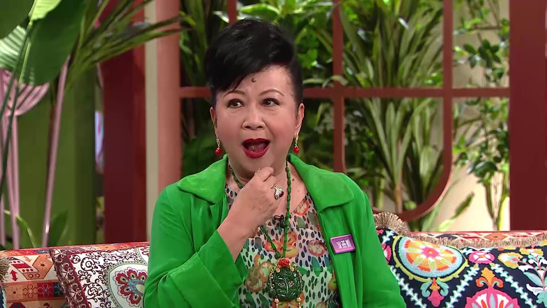 家燕姐大爆認錯巨星烏龍往事,仲要做番自己同埋阿Lam當年震驚嘅表情。