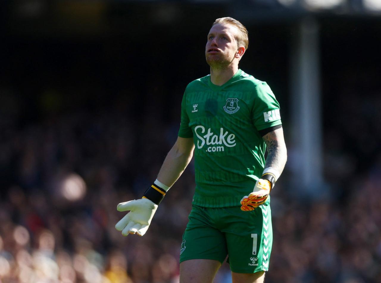 車路士 比克福特