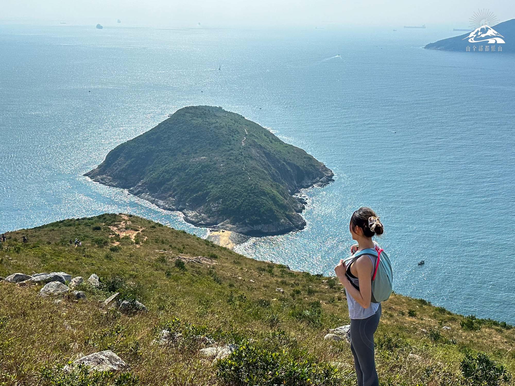 玉桂山距離雖然不長,但沒有樹蔭或補給點,而且上落山斜度高。(圖片來源︰山全部都係山)