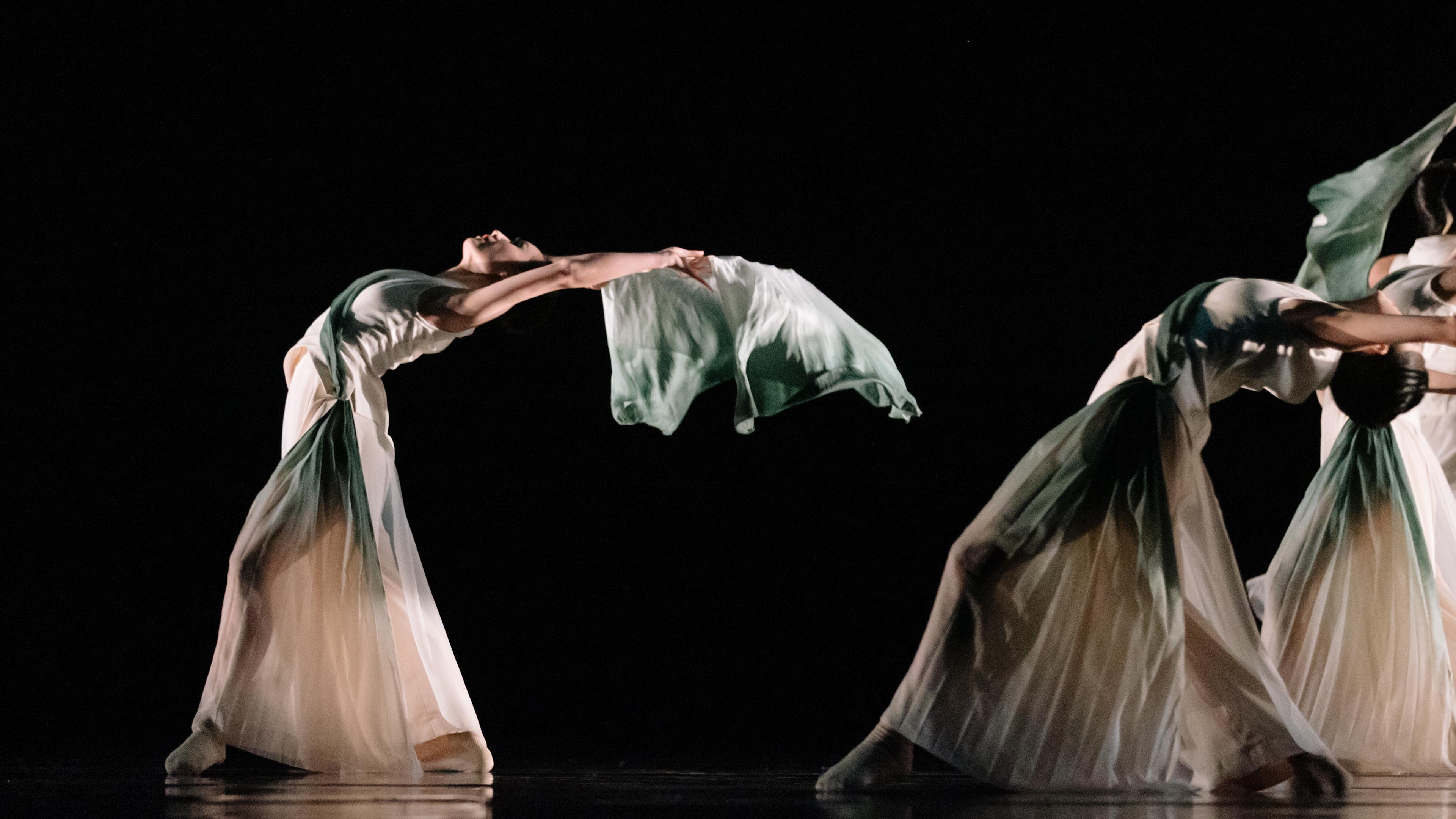 「盛舞之夜」開場舞蹈—《鼓舞.武》