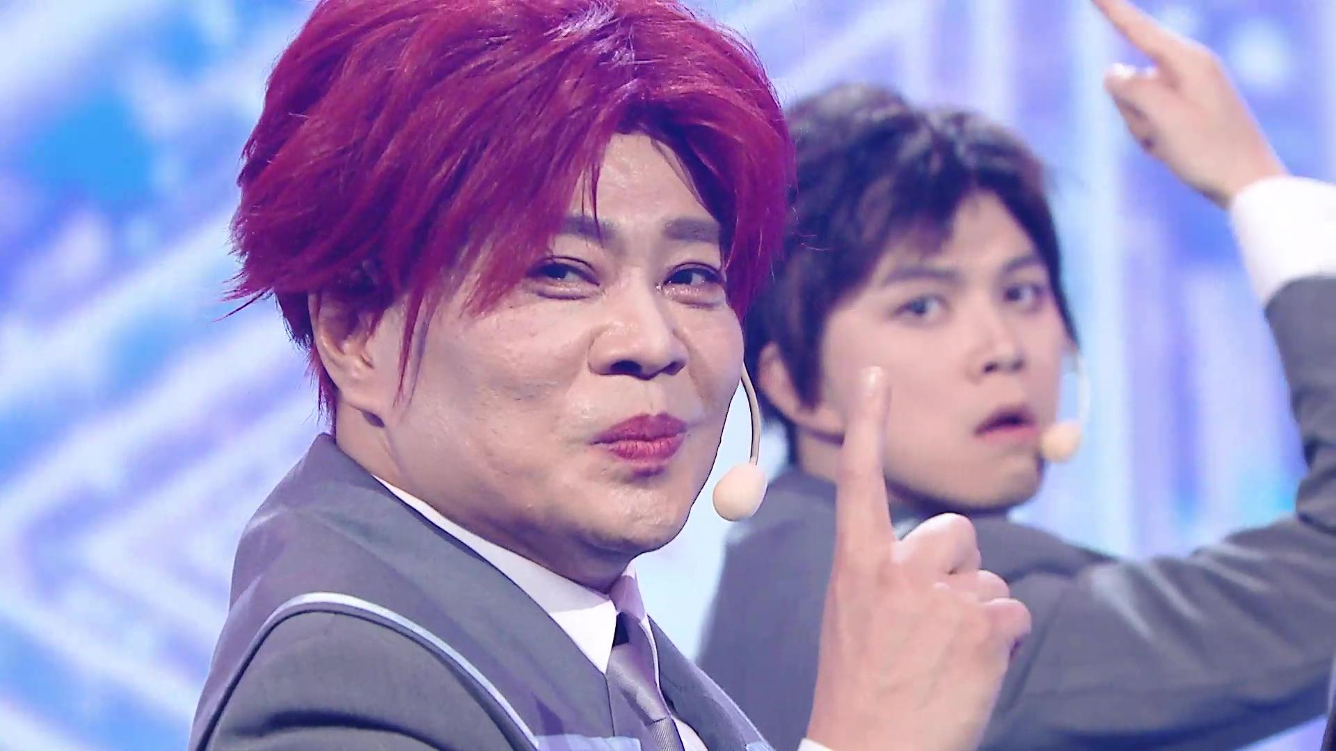 阮兆祥領軍組九人男團「Kowloon」惡搞LOONG 9。