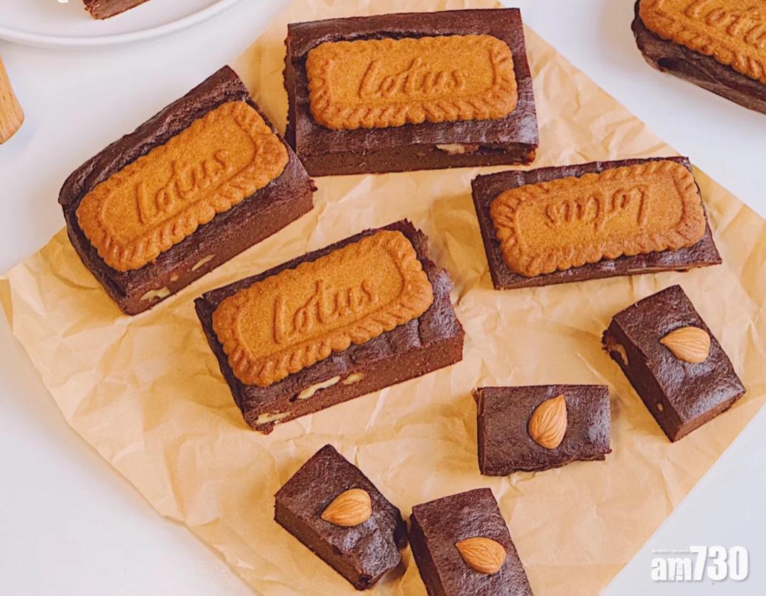 Brownie食譜丨茄子焦糖朱古力Brownie若果擔心卡路里,可以不放焦糖餅乾,以堅果代替。