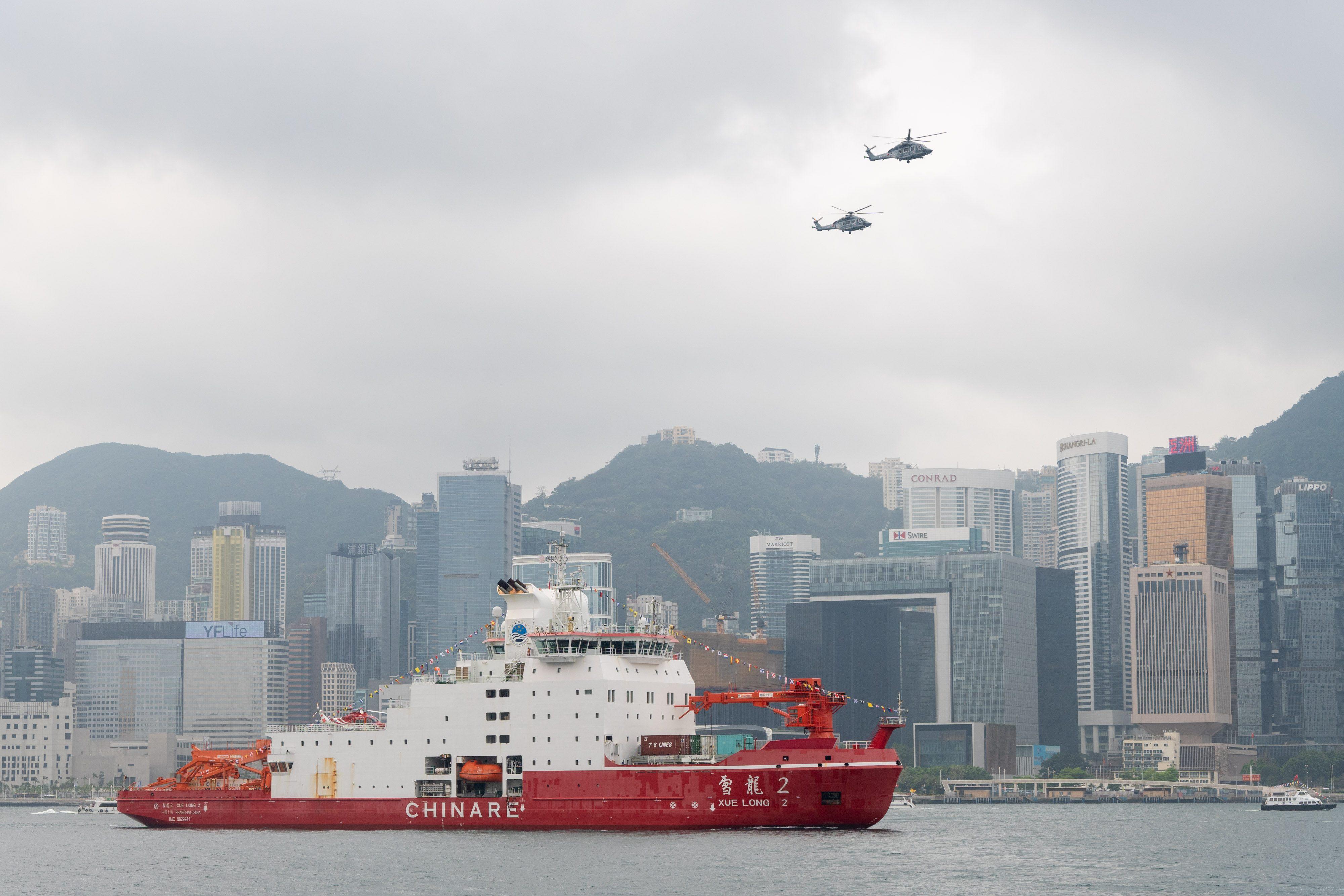 尖沙咀 國家自主建造極地科考破冰船雪龍2號抵港