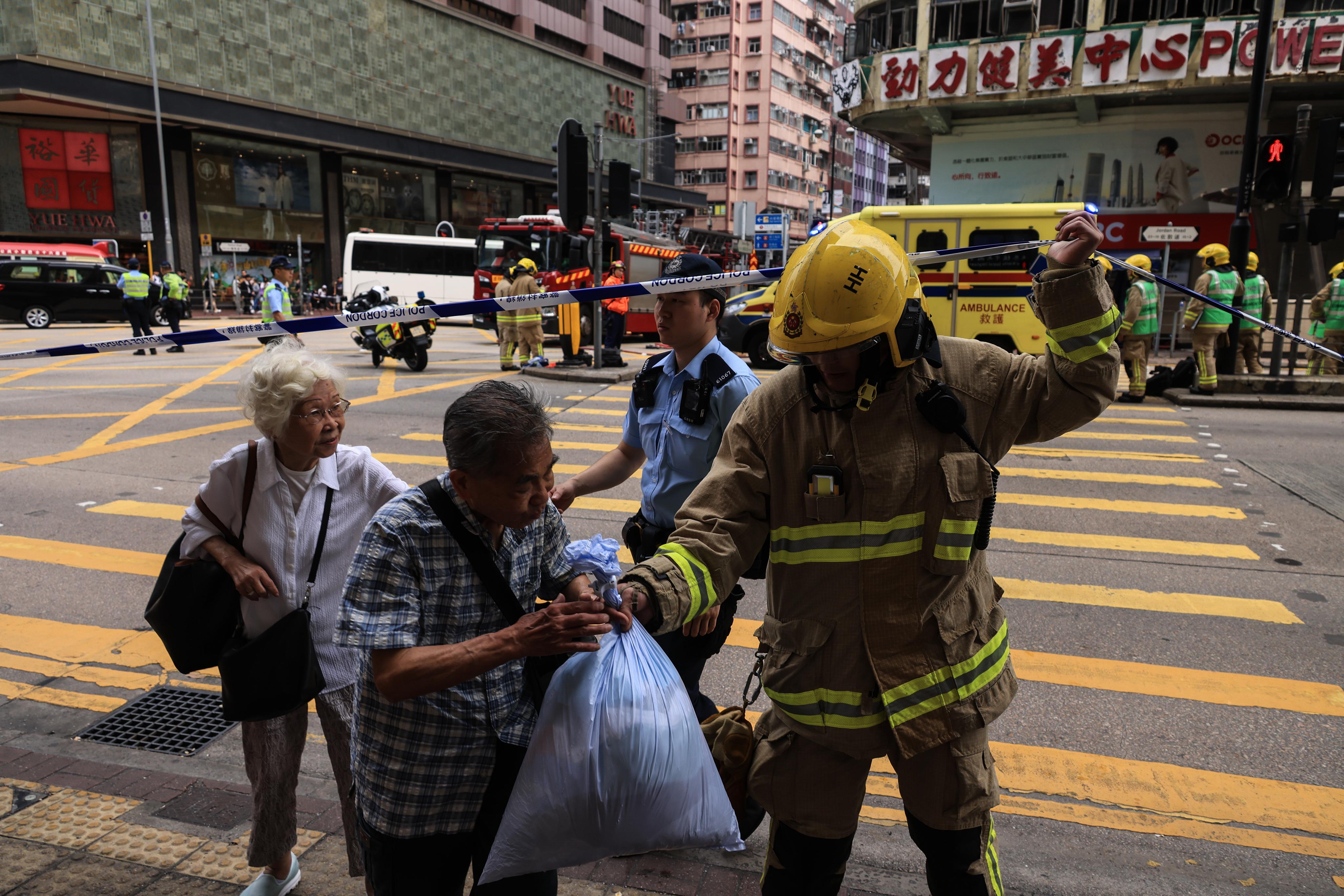 佐敦華豐大廈火警造成傷亡。(中通社)
