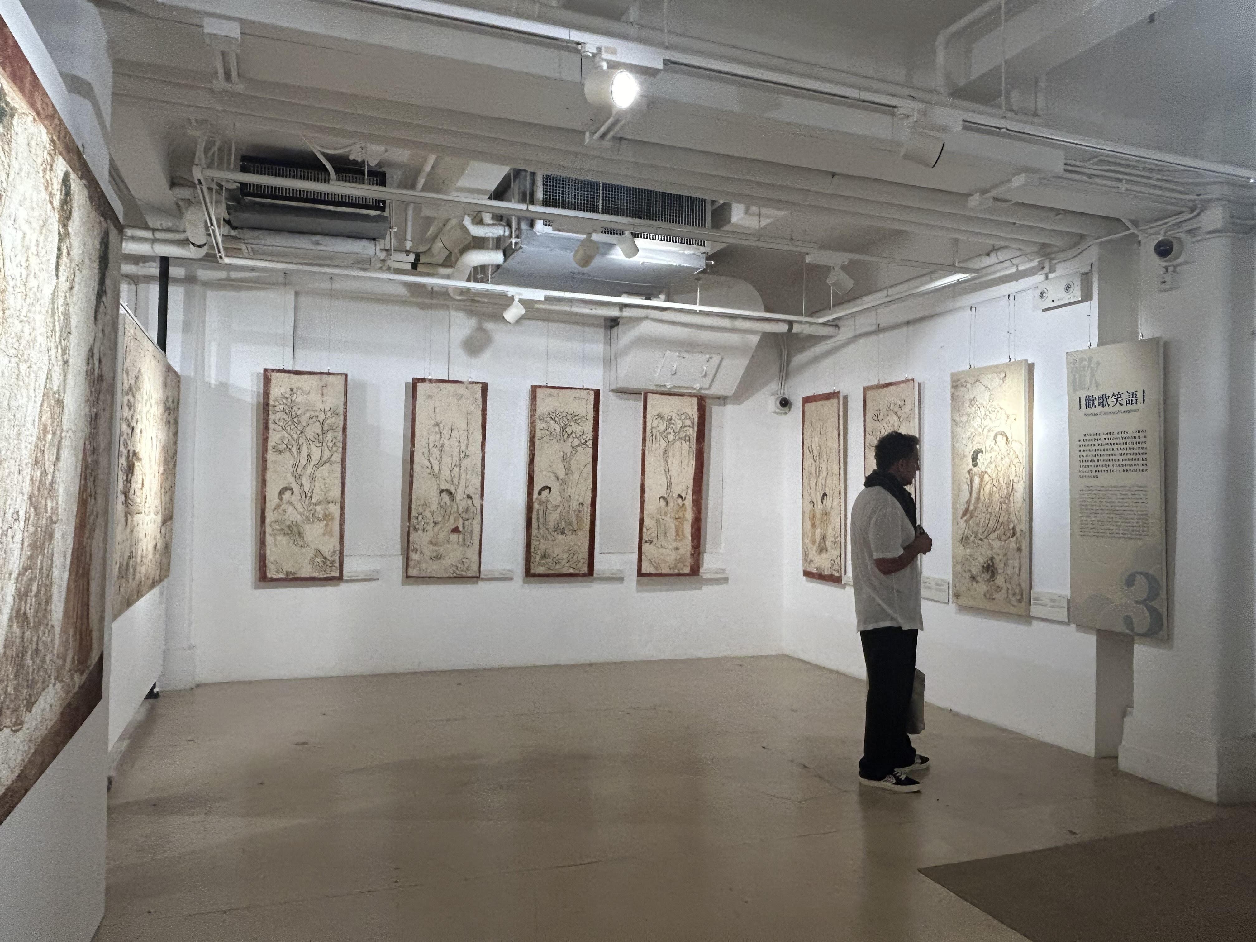 展覽展出多幅唐代壁畫。(朱慧恩攝)