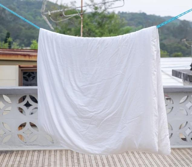 棉被清洗技巧1:日曬去除水氣