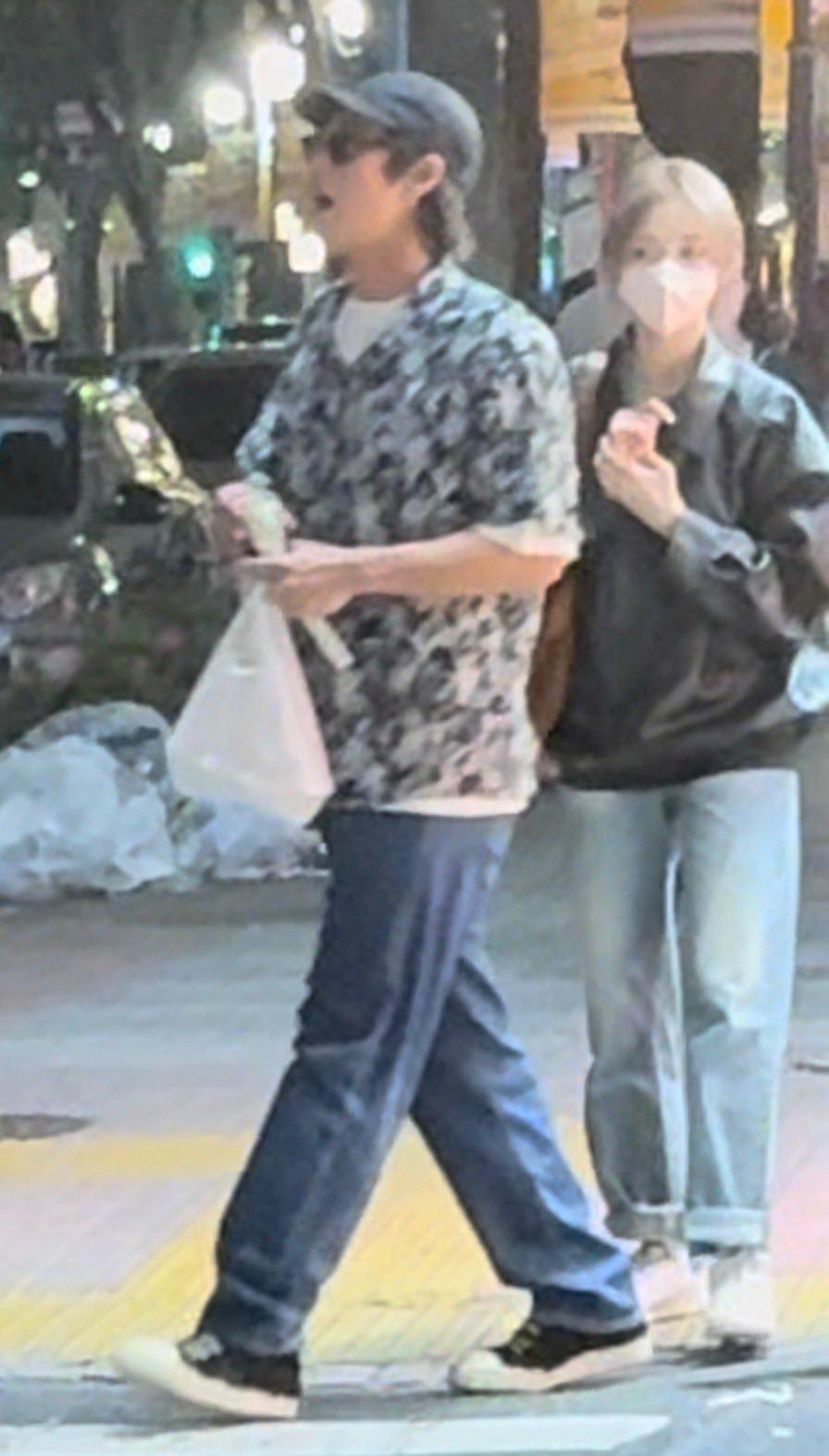 Bright被拍到與鄭乃馨在日本約會。