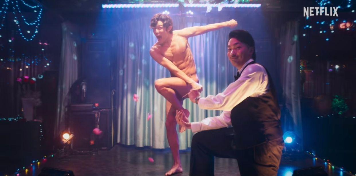 鈴木亮平為電影《城市獵人》全裸演出。