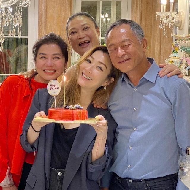 鄭秀文和鍾楚紅是杜Sir生日飯局常客。