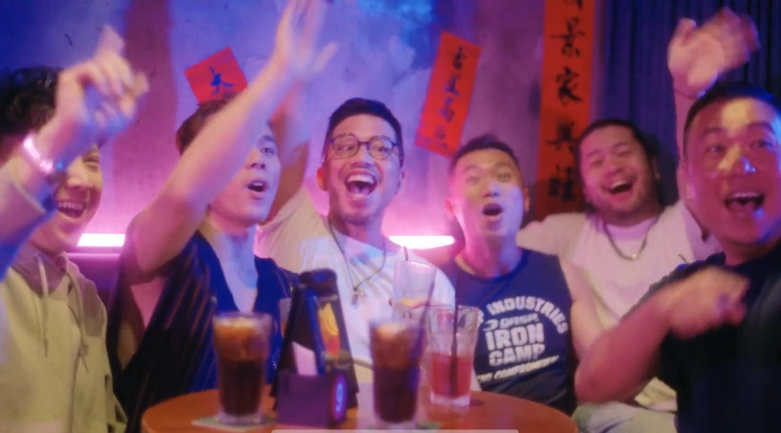 J.Arie特別感謝小肥和余迪偉參與MV。