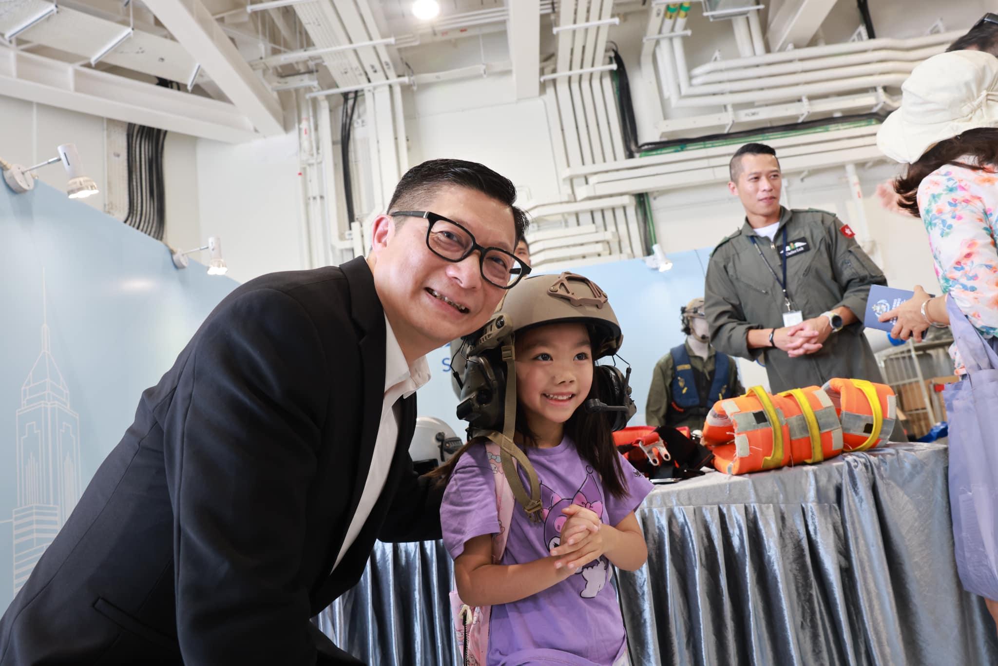 國安教育日︱多個紀律部隊及輔助隊伍辦開放日 鄧炳強:八家齊心 (@FB鄧炳強 Tang Ping Keung圖片)