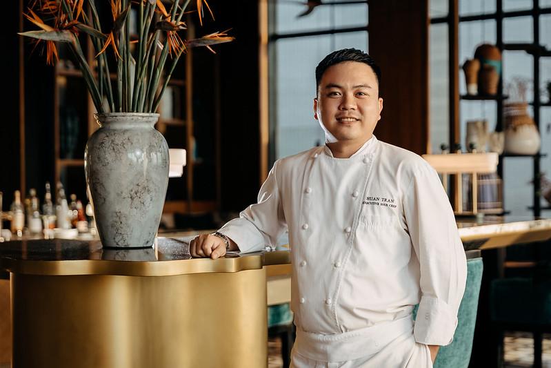 香港麗晶酒店港畔餐廳將由富國島麗晶酒店行政副總廚Huan Tran抵港擔任客席廚師