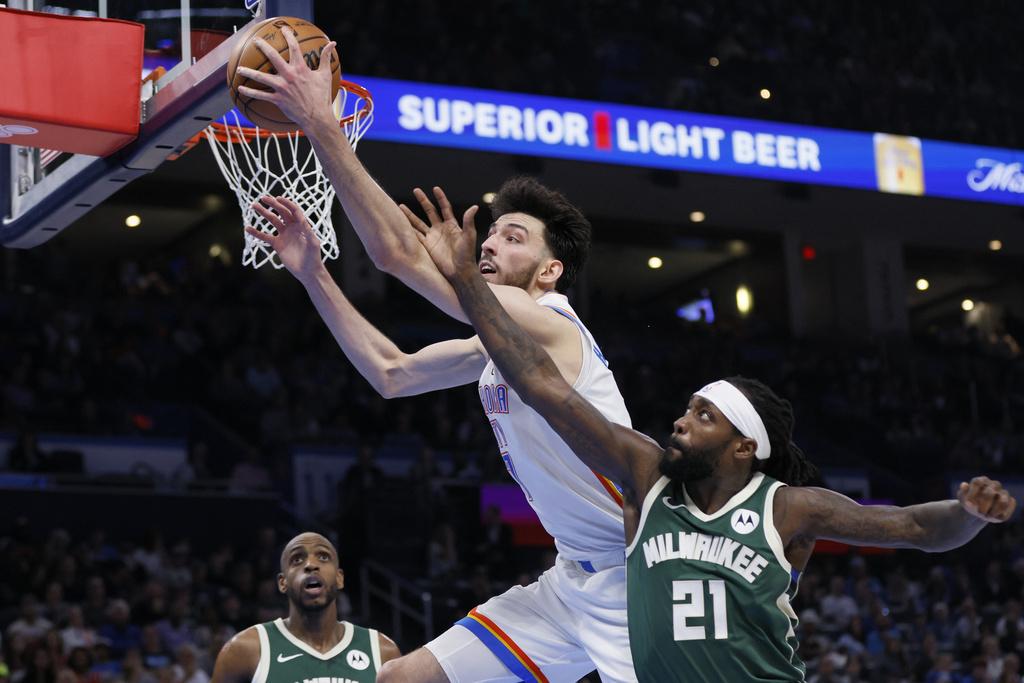 雷霆125:107贏公鹿。(美聯社)