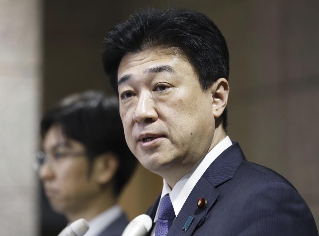 防衛大臣木原稔就事故發言。(美聯社)