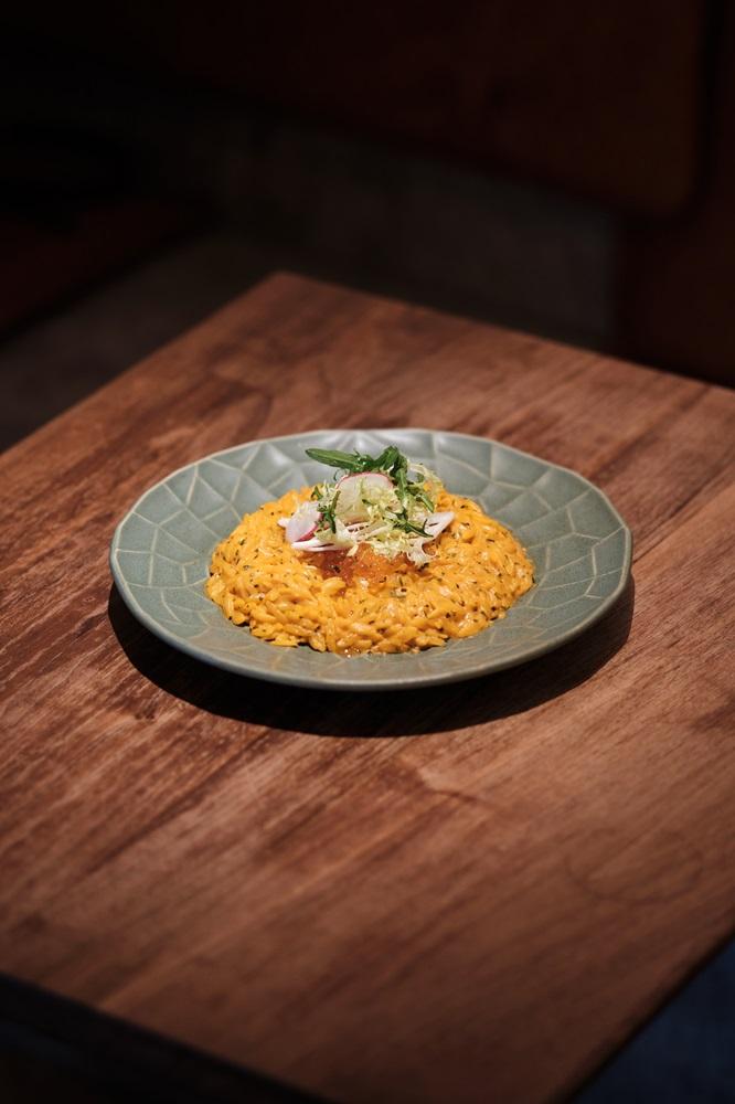 NINETYS 三文魚子溫泉蛋海膽米拉麵一客