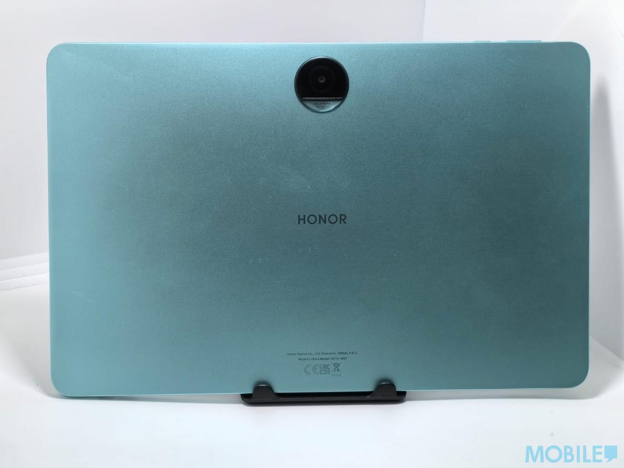 HONOR Pad 9平板電腦|機背就搭載1300萬像主鏡及800萬像自拍鏡頭。