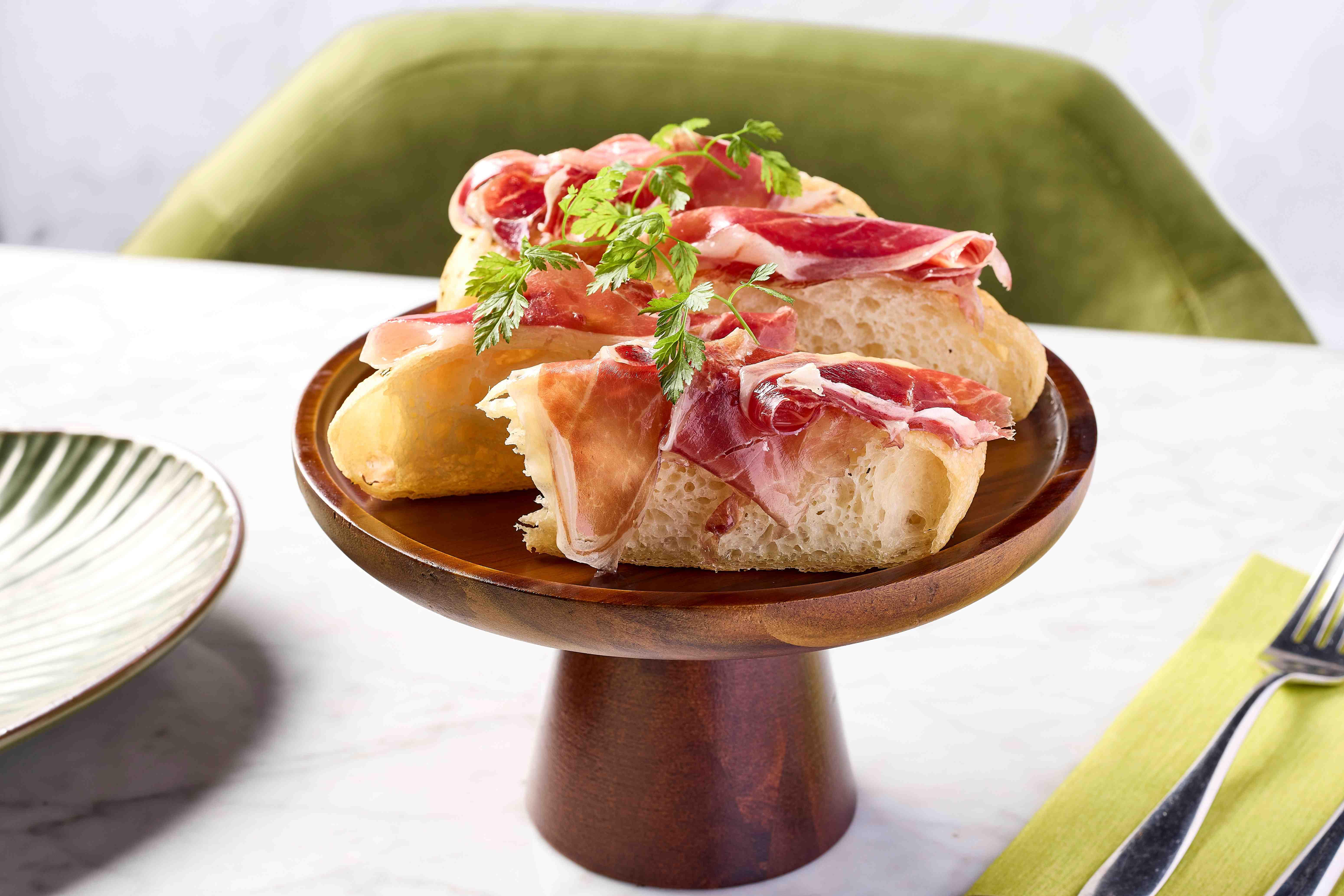 伊比利亞火腿48個月配迷迭香味意大利麵包