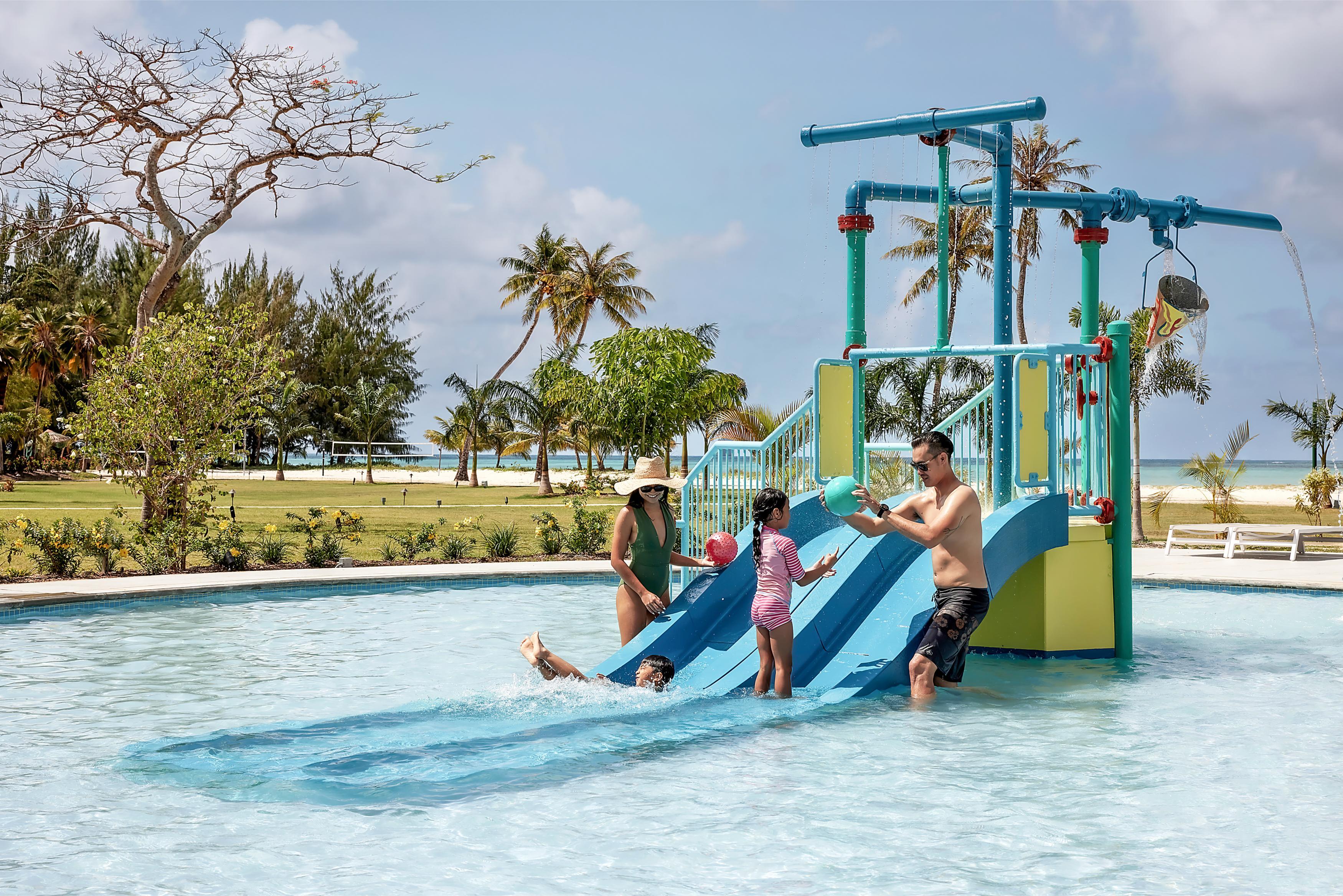 塞班皇冠假日度假酒店