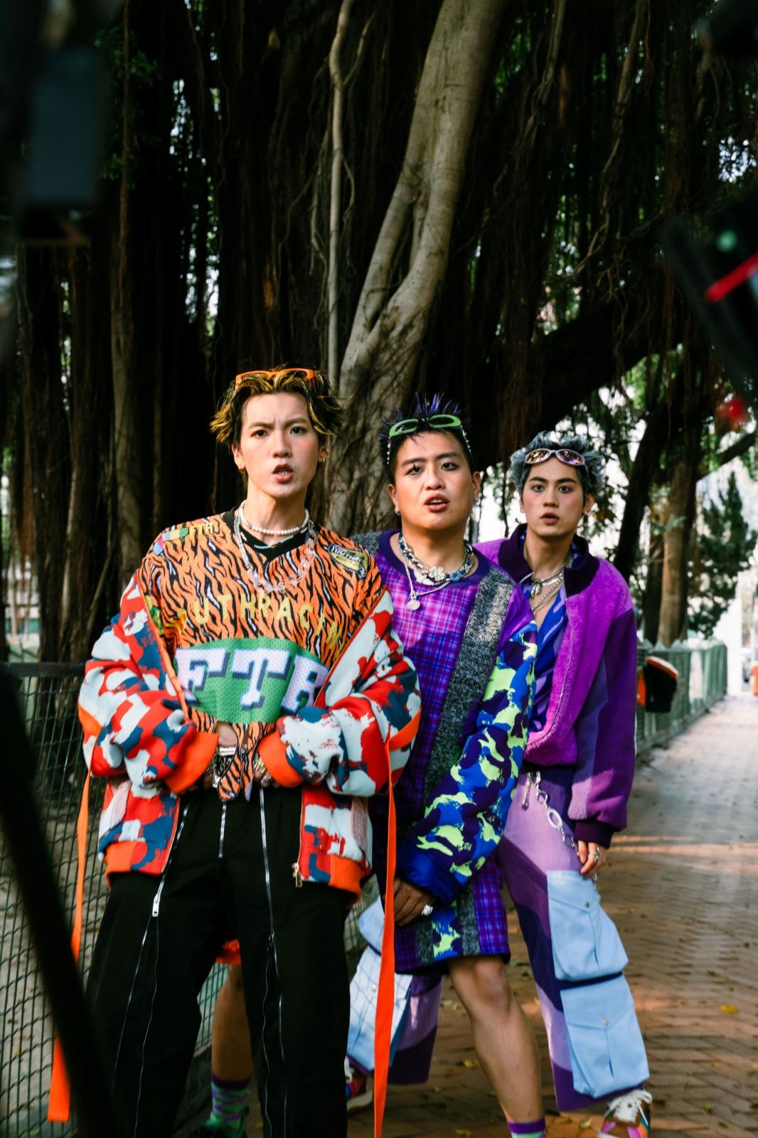 力臻與二人男子組合Chinky Eyes首度合作新歌《跳跳虎》。